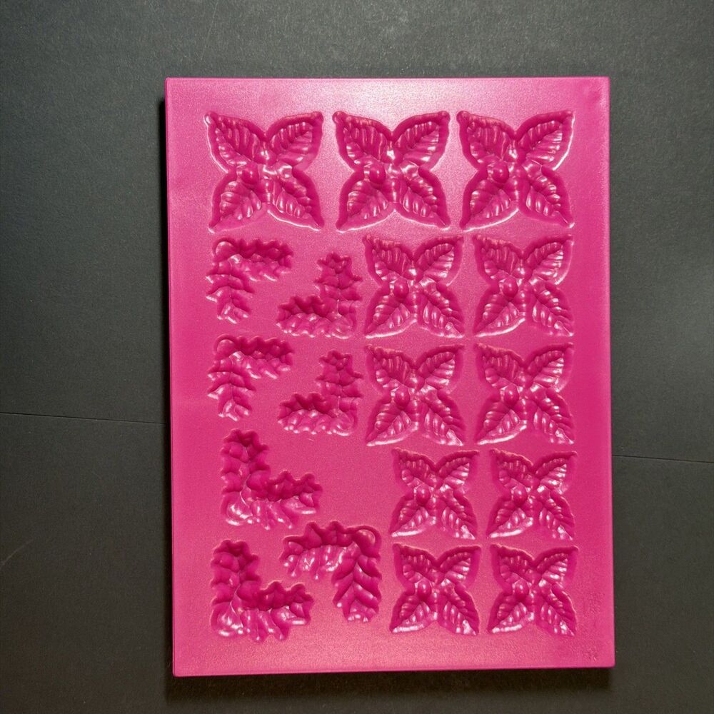 Heartfelt Creations 3D Christmas Poinsettia Shaping Mold HCFB1-478 Die-Cut